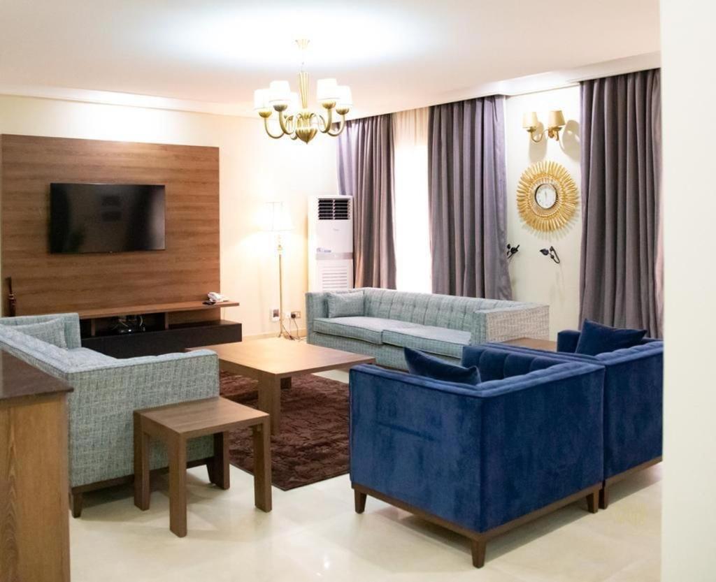 Metro Apartments 拉各斯 外观 照片